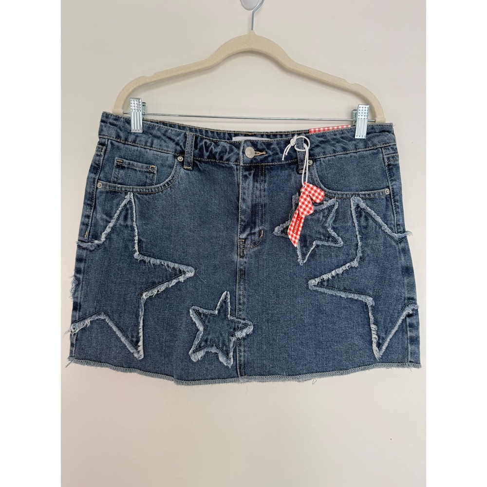 NWT Ashley Mason Denim Star Appliqué Mini Skirt Blue Frayed Hem Size 11/30